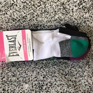 3 Pack Everlast Women’s No Show Ankle Socks Compress-X 1/2 Cushion Shoe Sz 5-9